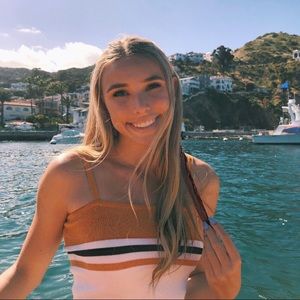 Meet your Posher, Maddie